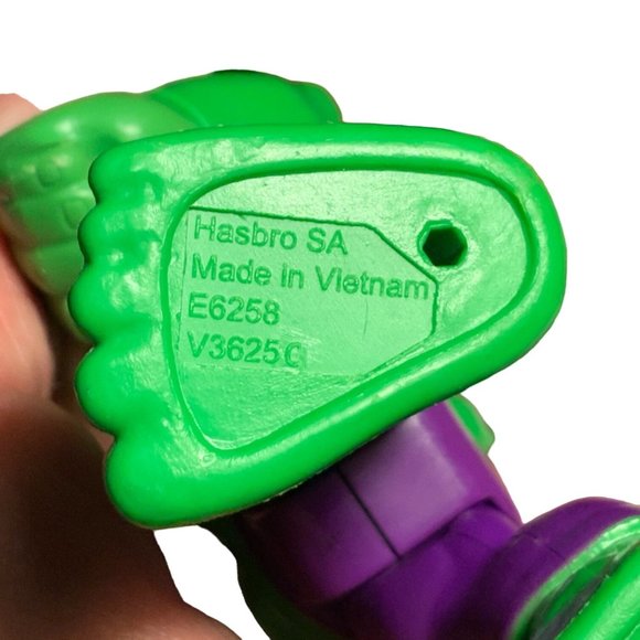 Hasbro Heroes MARVEL Super Hero Adventures HULK Action Figure 2018 - Picture 9 of 12